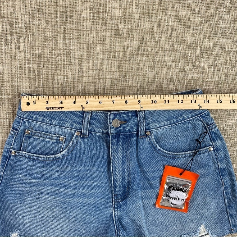 NEW FUBU Forever21 Denim Raw Hem Distressed Shorts Streetwear Sz M - Picture 6 of 13